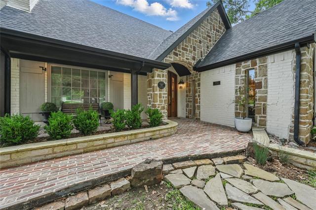 Building Photo - 153 Meadowcreek Rd