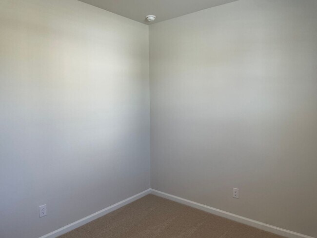 Building Photo - 3 Bedroom 2 Bathroom House in Supply NC