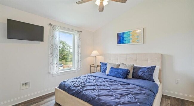 Building Photo - 7712 Forshey St