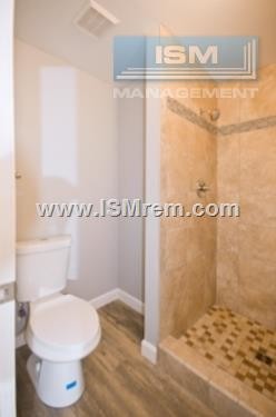 Building Photo - Riverview Condominiums