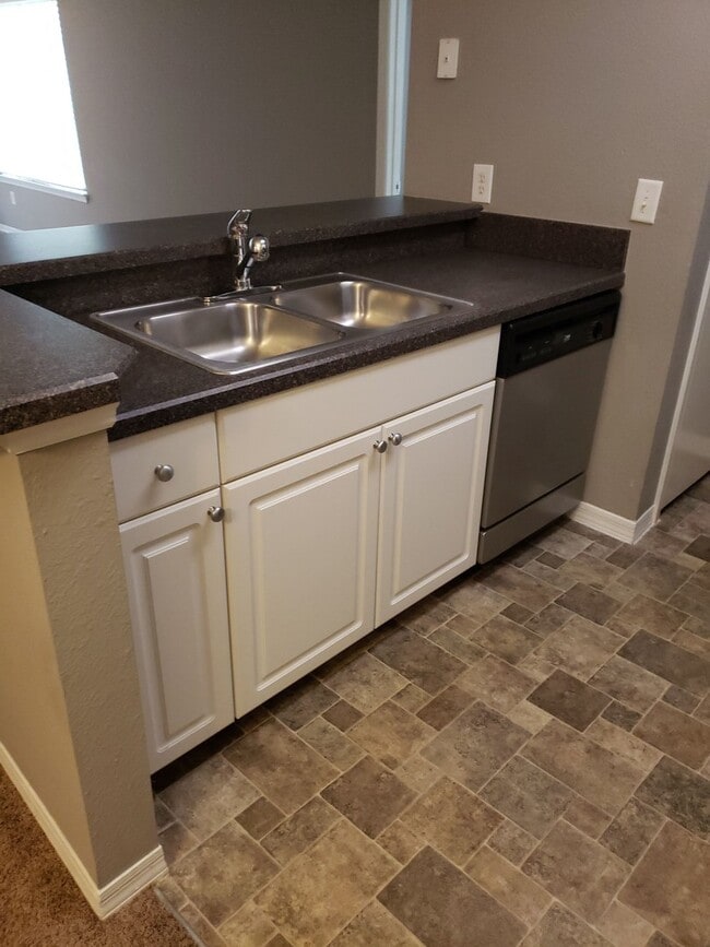 Building Photo - Cute Move in Ready property in Fleming Island! 2BR/2Bath