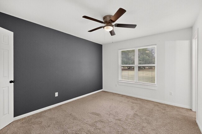Building Photo - 10332 Grabbs Ln