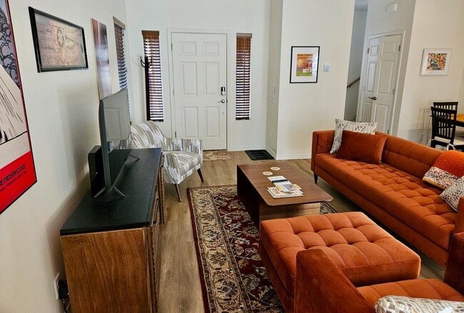 Building Photo - 3001 E Butler Ave