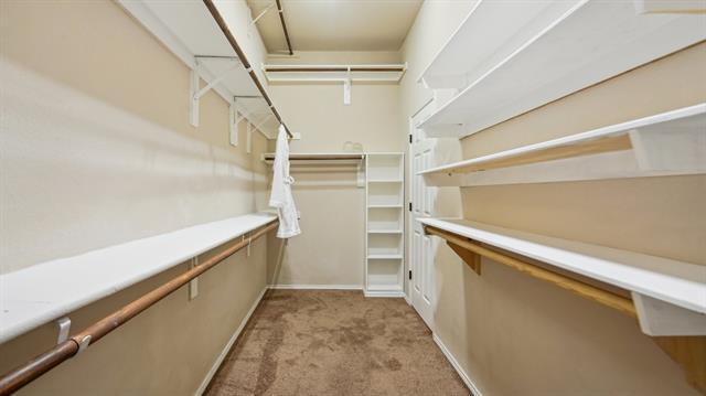 Building Photo - 613 W Sheila Cir