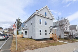 Building Photo - 979 Dwight St