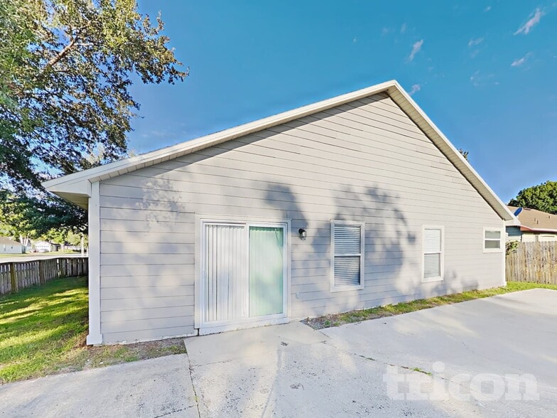 Building Photo - 134 N Aberdeen Cir