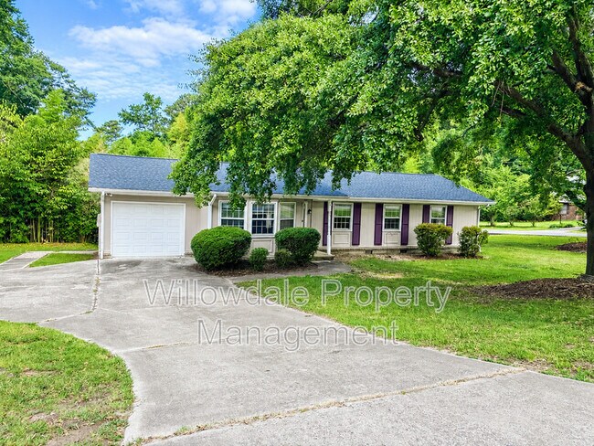 Building Photo - 8600 Marigold St
