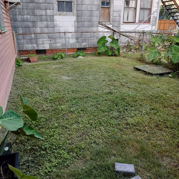 Building Photo - 1237 Josephine St