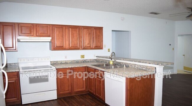 Building Photo - 2124 Rolling Creek Run