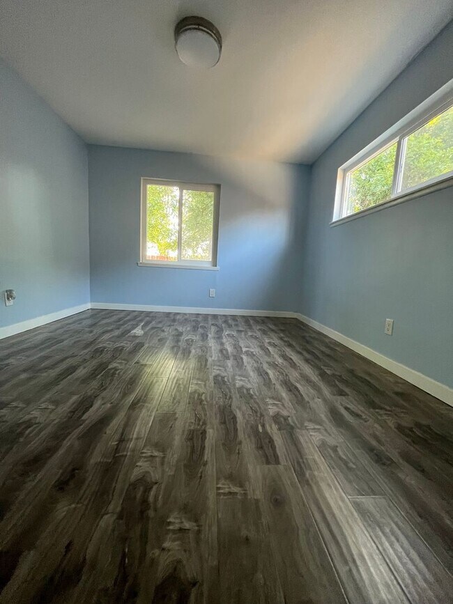 Building Photo - Single Family Home, 2 car attached garage!...