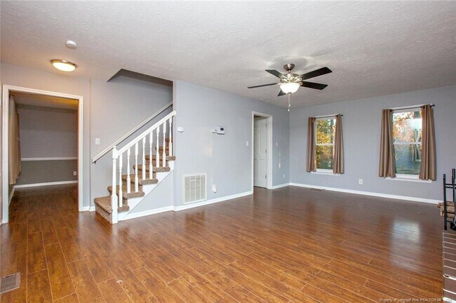 Building Photo - 1819 Eichelberger Dr