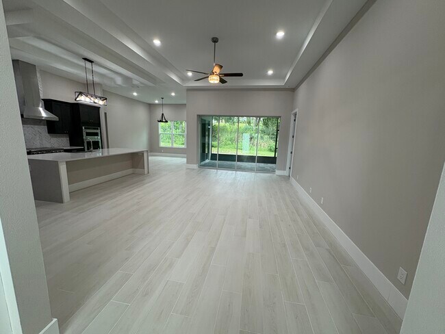 Building Photo - 547 Sanctuary Golf Pl