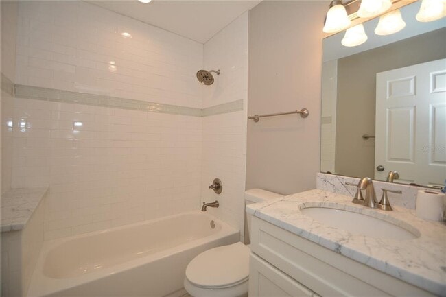 Building Photo - 17 Evansville Ln