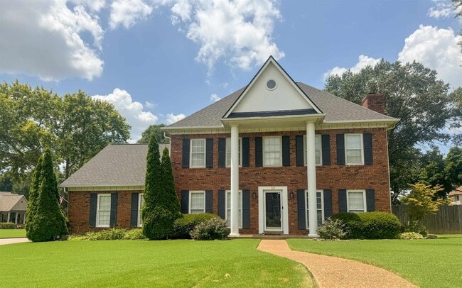 Primary Photo - 705 Cotham Dr