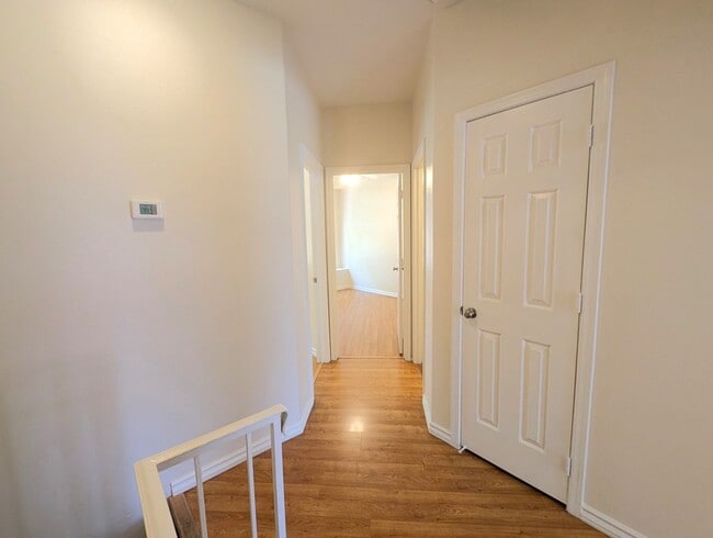 Building Photo - 3 Bedroom Townhome at Townes at Southpark ...