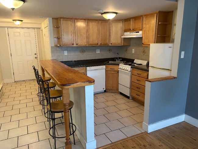 Building Photo - 2418 Old Welsh Rd