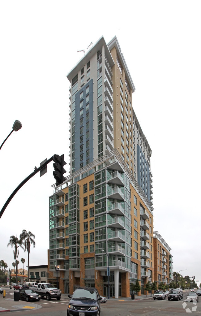 Ten Fifty B 1050 B St San Diego CA 92101 Apartment Finder