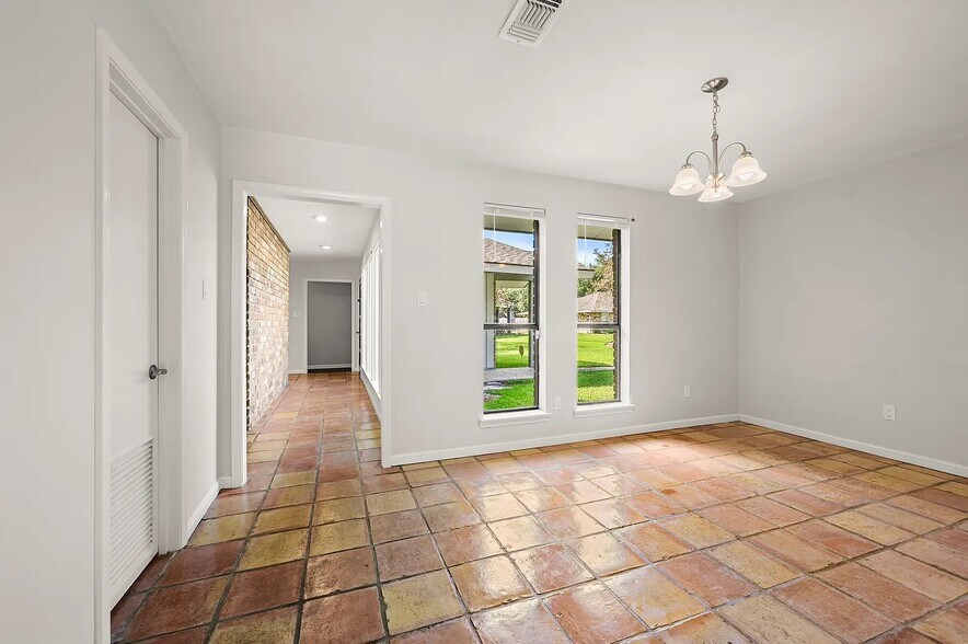 Building Photo - 14742 Sweetwood Ct