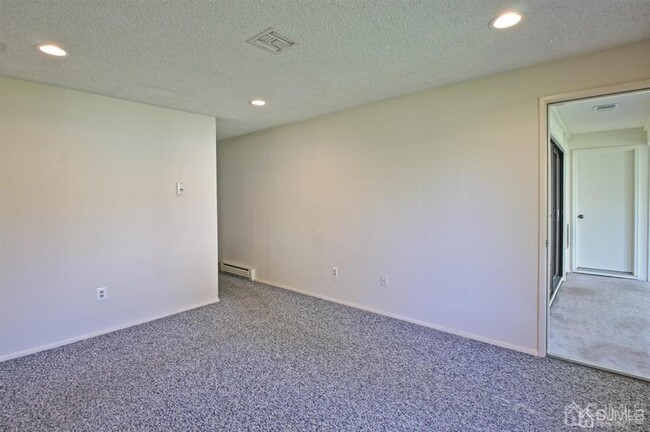 Building Photo - 137 Cistus Plaza