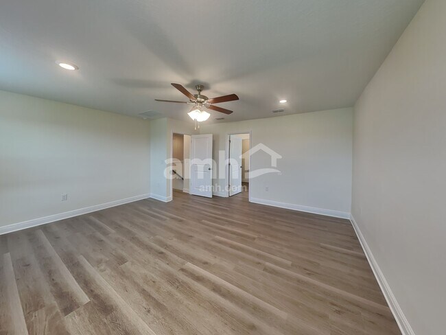 Building Photo - 3715 Center Cove Lane
