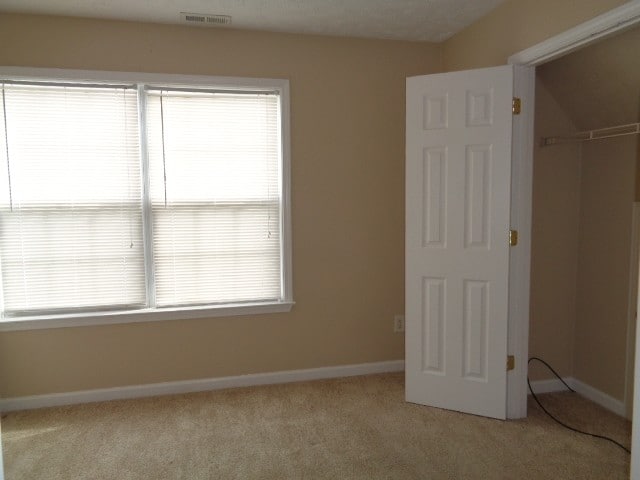 Building Photo - 308 Schoolhouse Ct