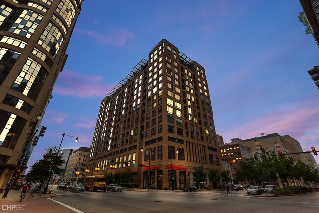 Building Photo - 520 S State St