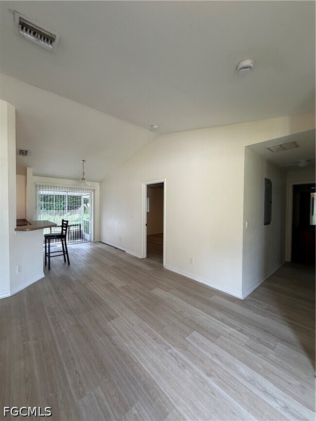 Building Photo - 5135 25th St SW