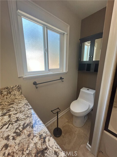 Building Photo - 808 Orchard Dr