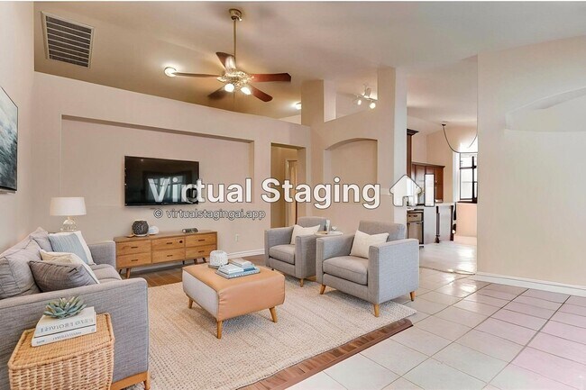 Building Photo - Renovated One Story NW Homes. Laminate Wood and Tile Flooring Throughout
