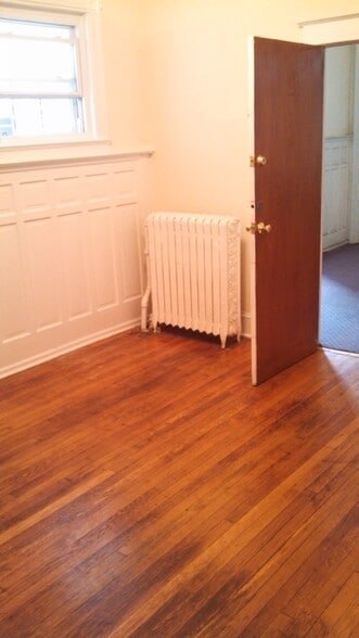 Building Photo - 4320 Walnut St