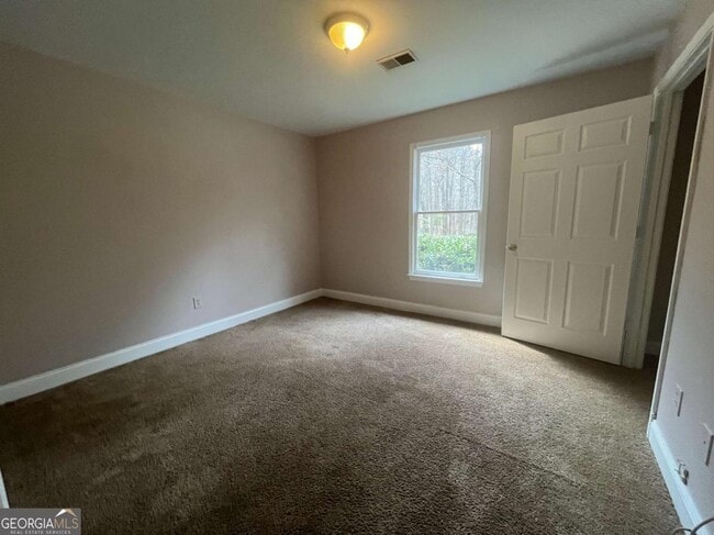 Building Photo - 545 Rustwood Dr