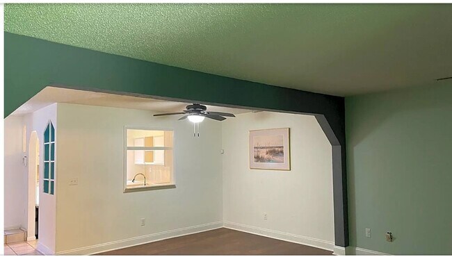 Building Photo - 2121 Point Hollow Ct.
