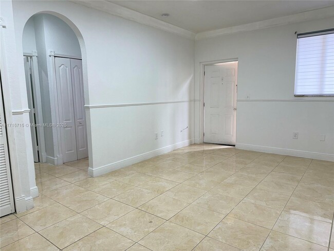 Building Photo - 7070 NW 177th St