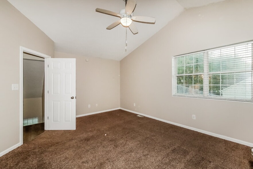Building Photo - 4424 Cardamon Ct