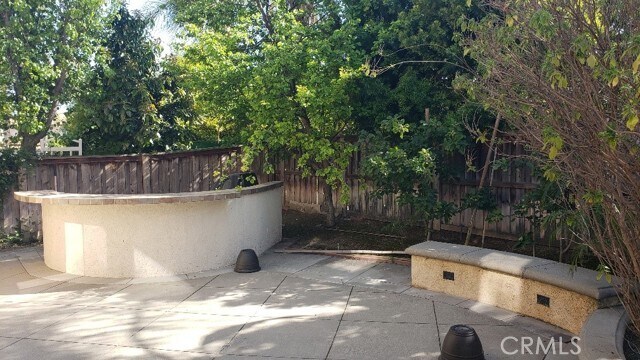 Building Photo - 16020 Huntington Garden Ave