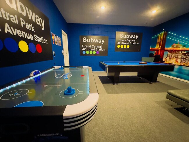 Building Photo - 2463 Tangier Dr