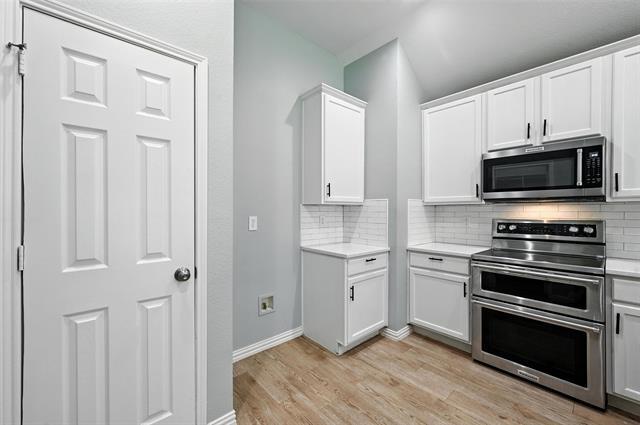 Building Photo - 517 Lowery Oaks Trl