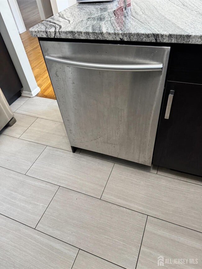 Building Photo - 6501 Ave C