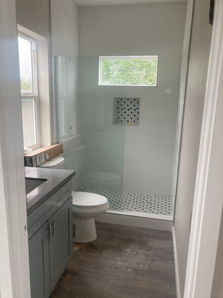 Building Photo - 5214 Catoctin Dr