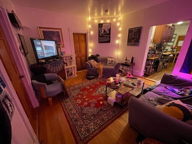 Building Photo - 26 Greylock Rd