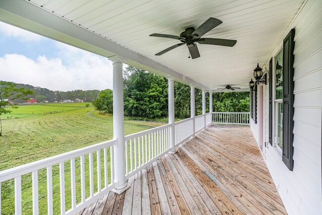 Building Photo - 6337 Louisianna Rd