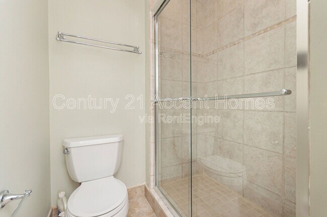 Building Photo - 2514 S Arlington Mill Dr