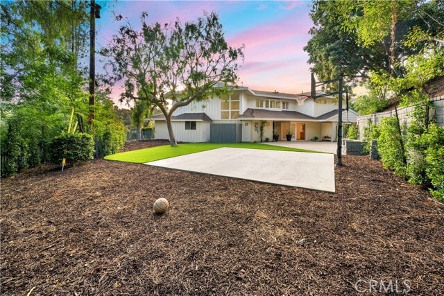Building Photo - 4620 Encino Ave