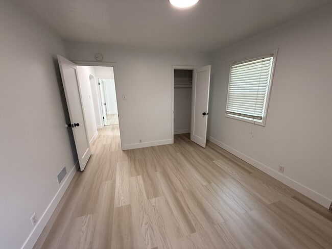 Building Photo - 4250 S 1300 E