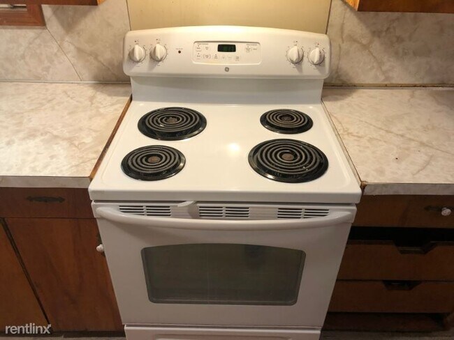 Building Photo - 3 br, 1 bath House - 3315 Suncrest