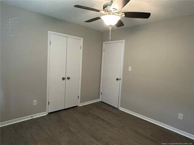 Building Photo - 6413 Worthington Dr