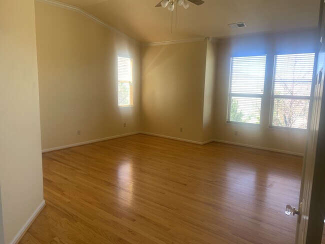 Building Photo - 4847 Elkcreek Trail