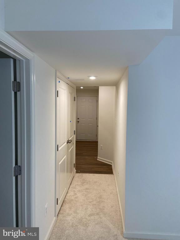 Building Photo - 263 Clifton Mnr