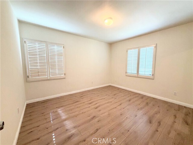 Building Photo - 708 Violeta Dr