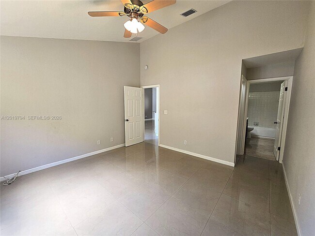 Building Photo - 3457 NW 44th St